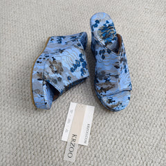 Waterproof platform fish-mouth flip-flops