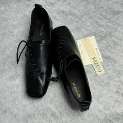 Mid-calf platform low-heeled leather shoes