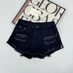 Low-waist fringed denim shorts