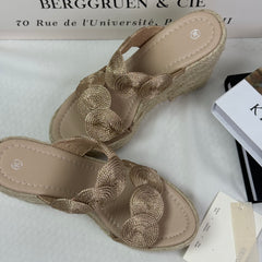 Woven grass wedge waterproof platform shoes