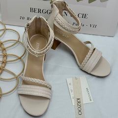 One-piece high-heeled Roman-style shoes