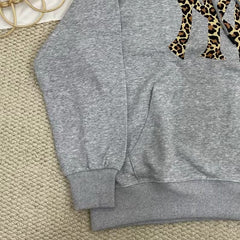 Trendy printed pocket sweatshirt