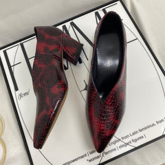 Versatile Retro Leather Shoes