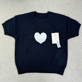 Round-neck heart patterned short-sleeved shirt