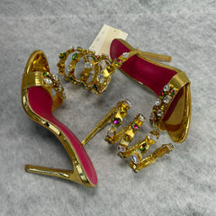 Spiked low-heeled high heels