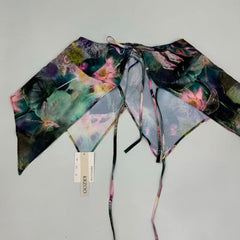 Strappy printed halter-necked frilled top with ties