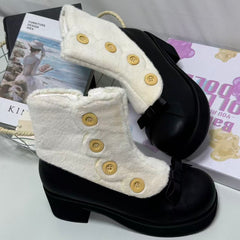 Short boots with round toes and thick low heels