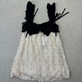 Lace flowered short dress
