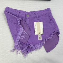 Low-waist denim shorts with exposed pockets