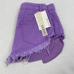 Low-waist denim shorts with exposed pockets