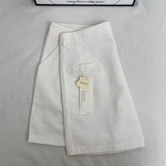White wide-leg shorts - slimming and casual pants