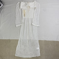 White knitted pullover sleeveless top