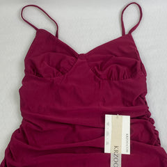 Low-neck pleated dress
