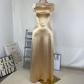 A figure-hugging one-shoulder dress