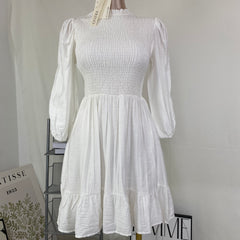 White long-sleeved stretch waist pleated short dress