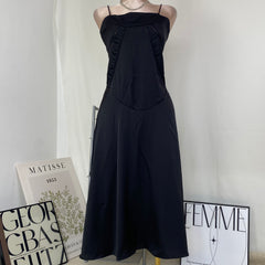 Strap-on figure-hugging backless long dress
