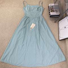 Strap waist-hugging dress
