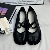 Split-toe crossover flat shoes