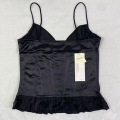 Backless strapless top without sleeves