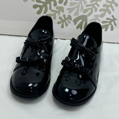 Leather bow tie shoes