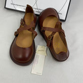 Leather high-top boots with soft flat soles