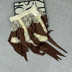 Multi-layered lace half-length skirt