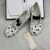 Mary Jane flat shoes