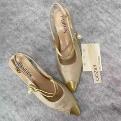 Pointed-toe one-piece square-heel headband