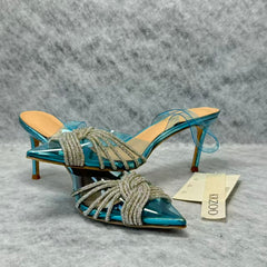 Pointed-toe transparent crystal high heels