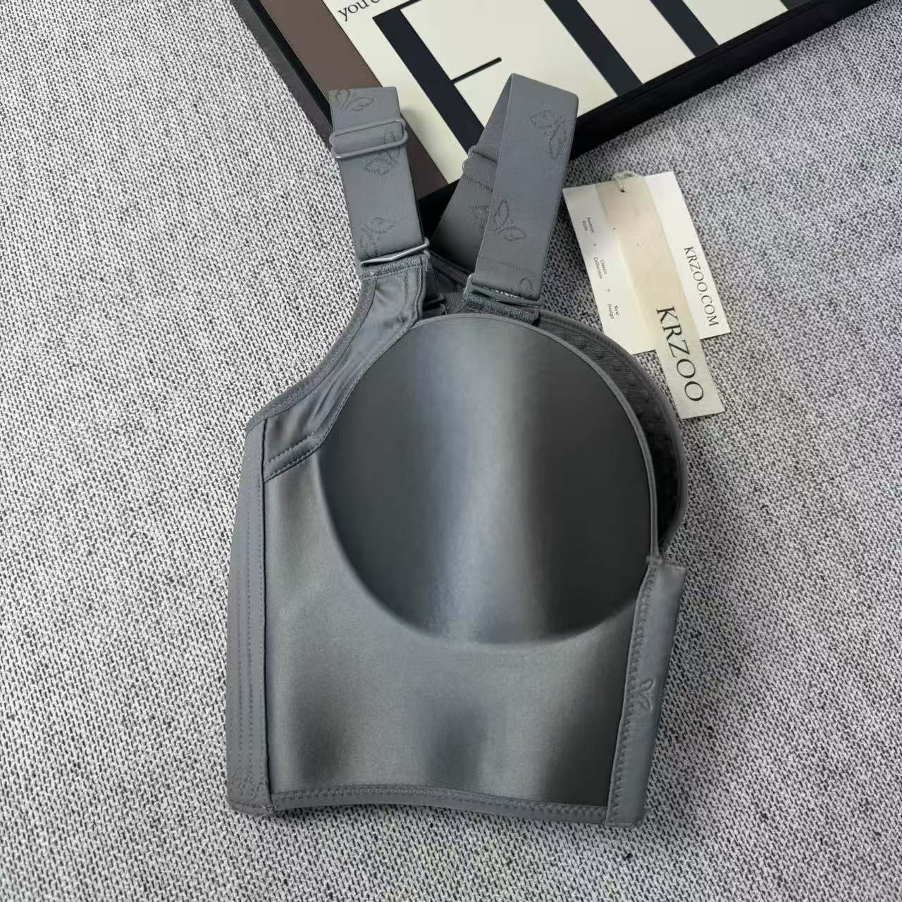 Steel-free 7-hook gathering bra