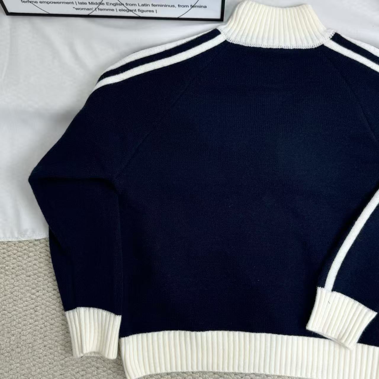Color-block Long-sleeve Stand-collar Sweater