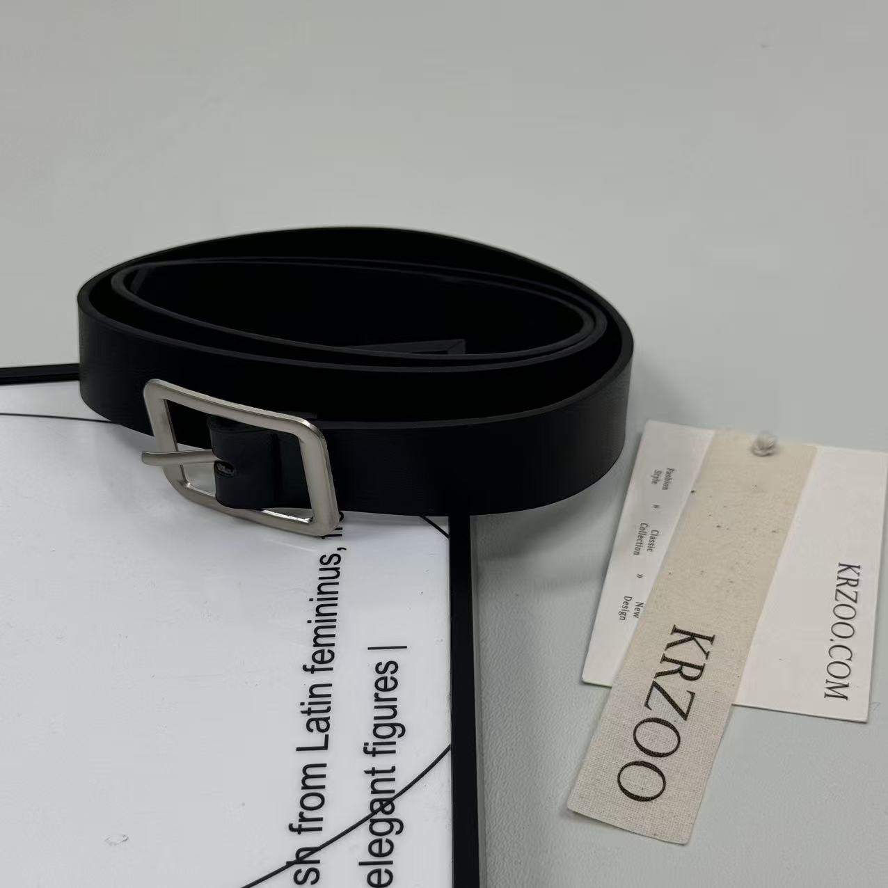 Rectangular buckle versatile belt