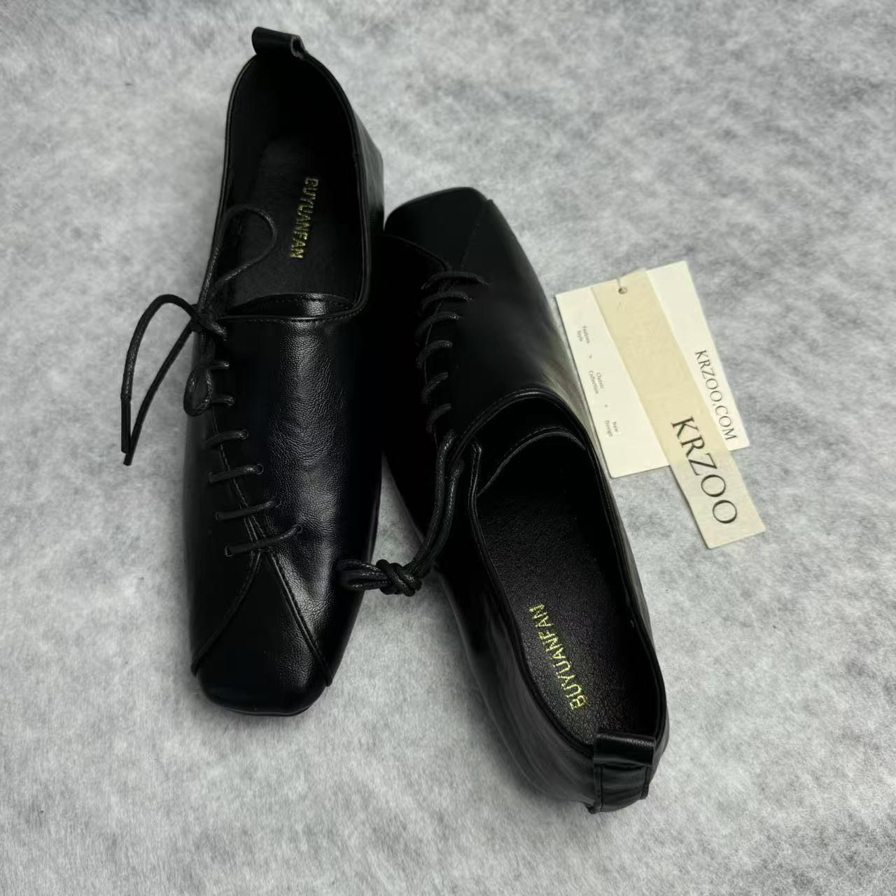 Mid-calf platform low-heeled leather shoes