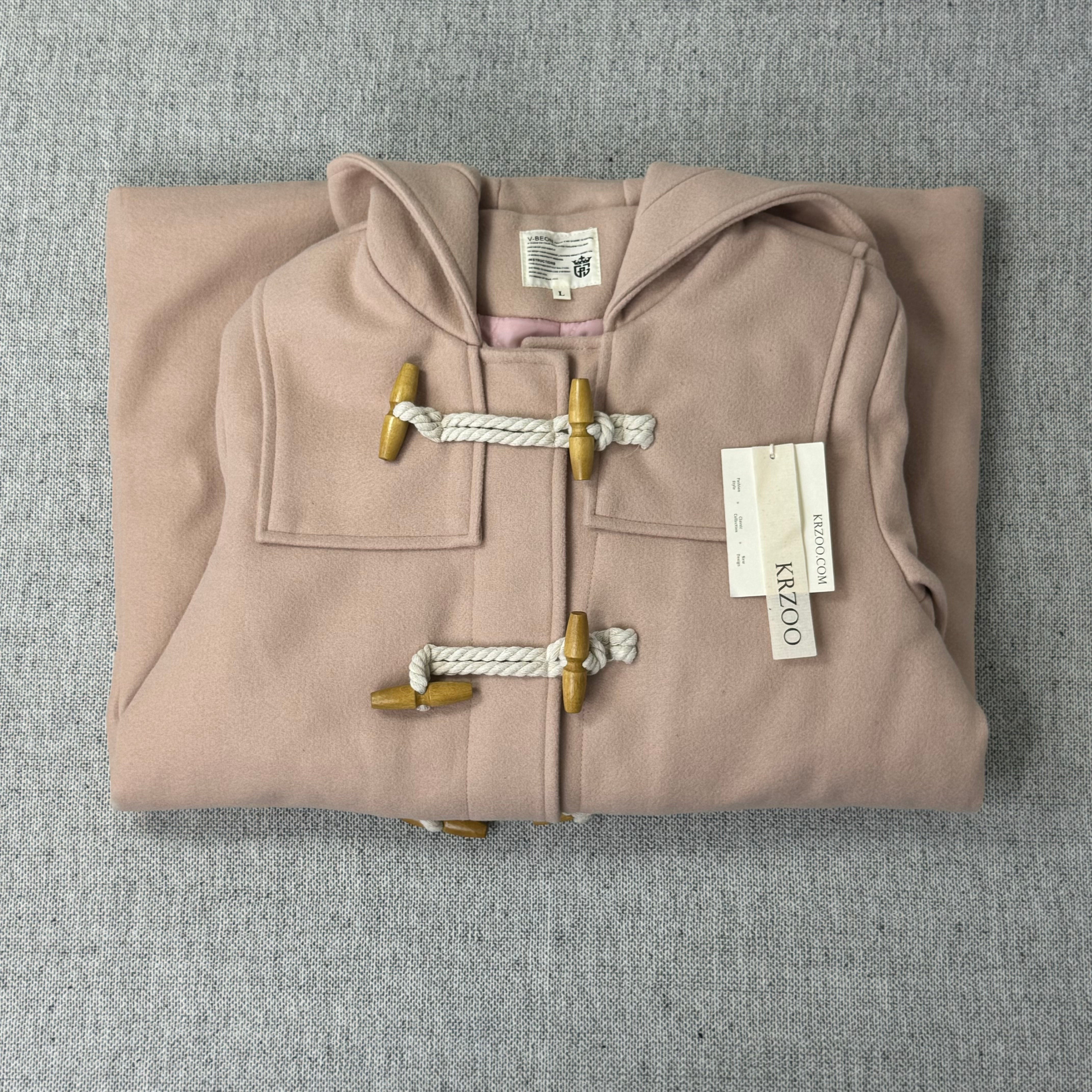 Solid-color double-buttoned woolen coat