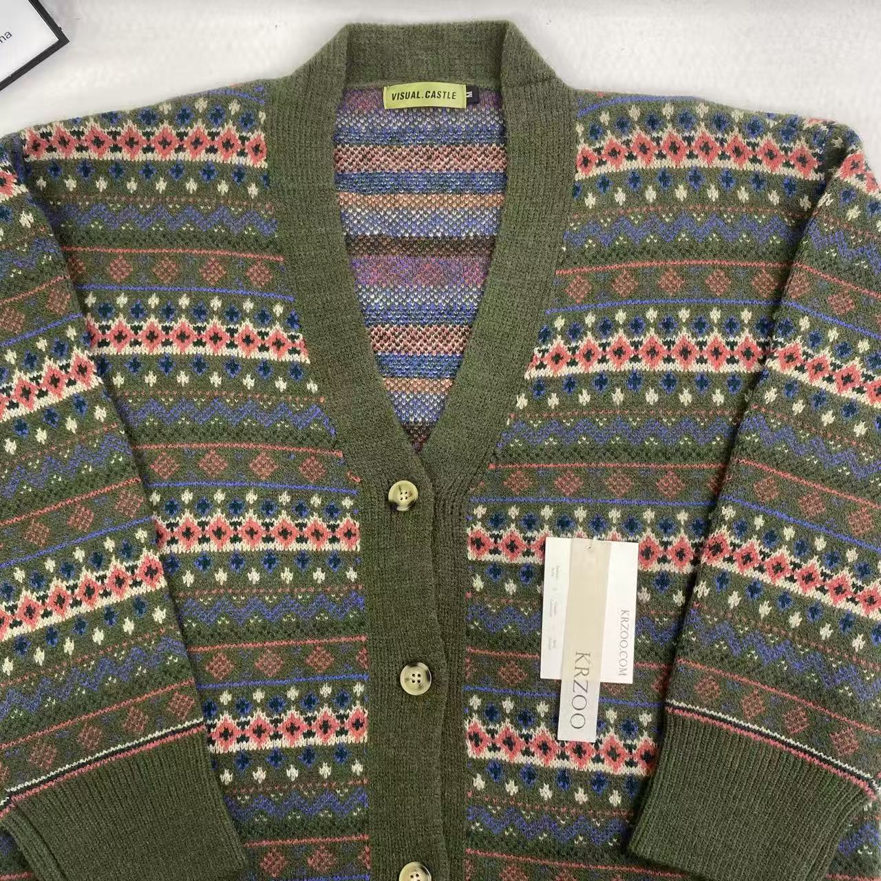 Loose color-matched collar knit cardigan sweater