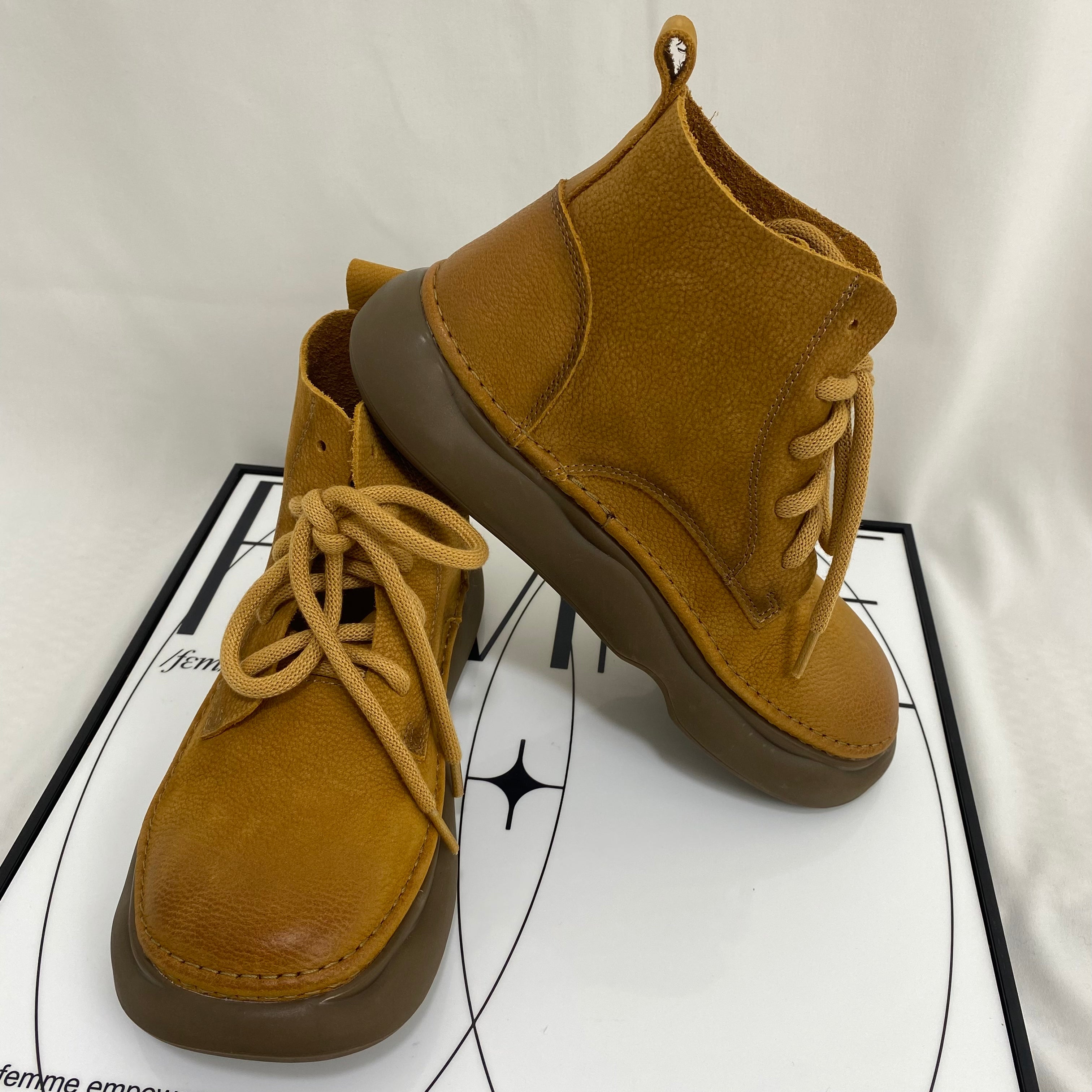 Top-Grain Cowhide Ankle Boots