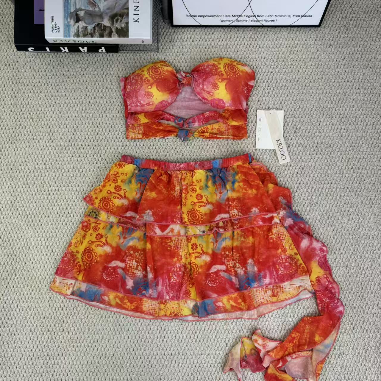 Strapless wooden-earrings short dress set