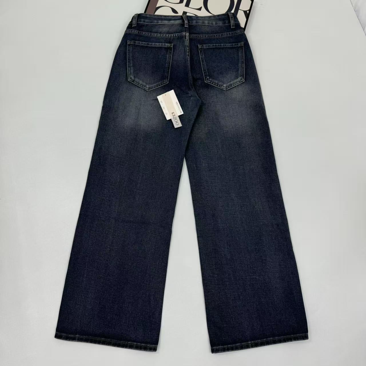 Retro blue water-washed mid-rise flared pants