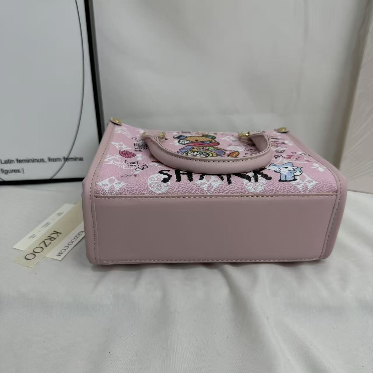 Large-Capacity Printed Shoulder Bag