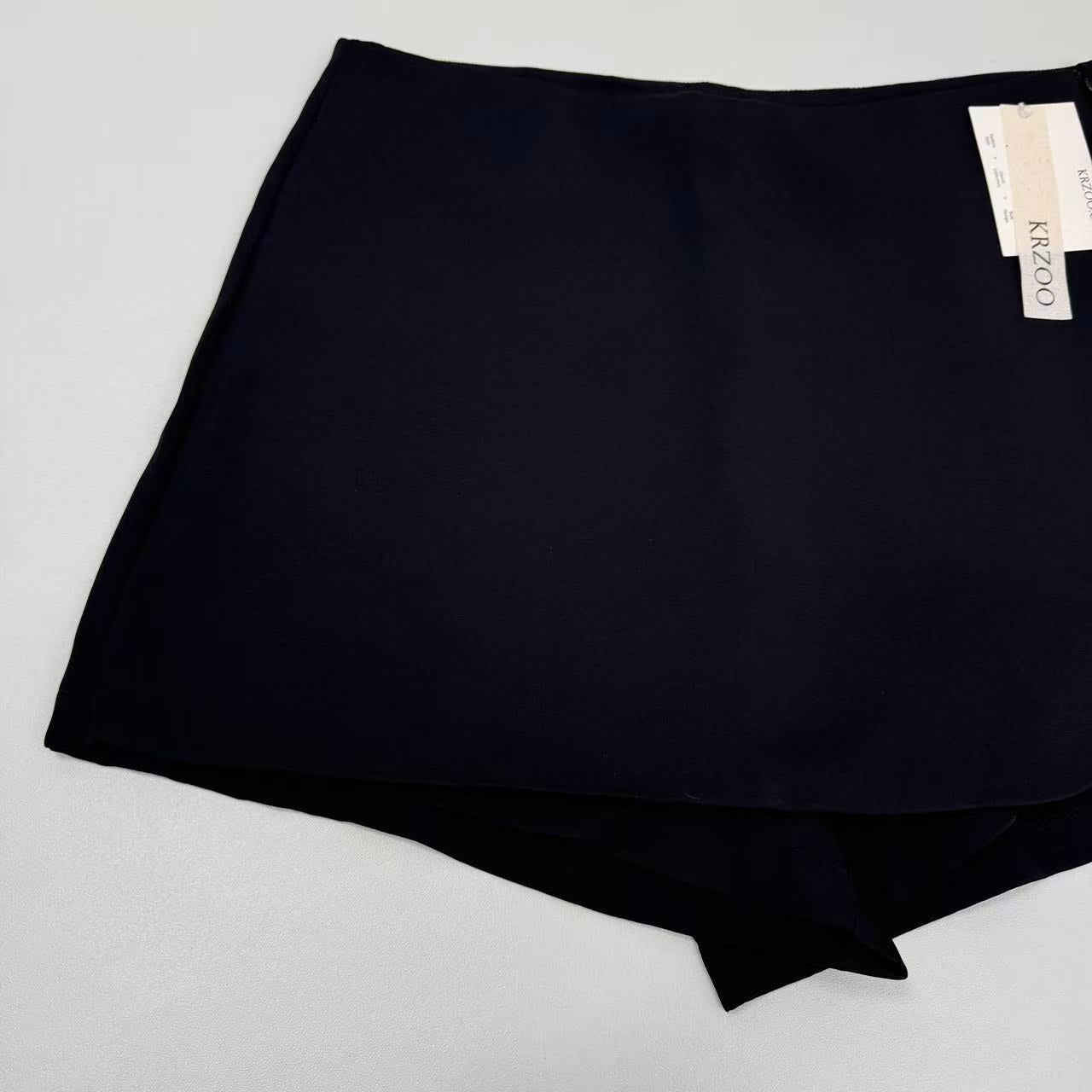 Irregular half-length wrap-around short skirt