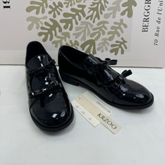 Leather bow tie shoes