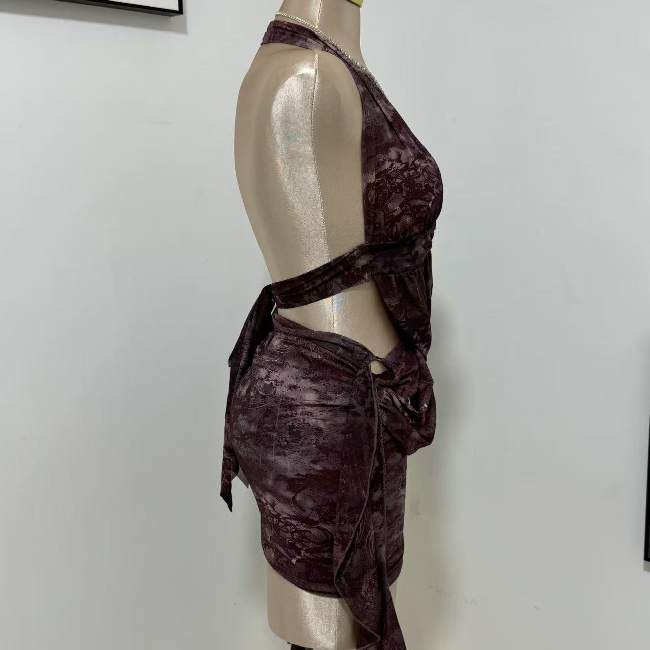 Sleeveless Halter-Neck Backless Bodycon Dress