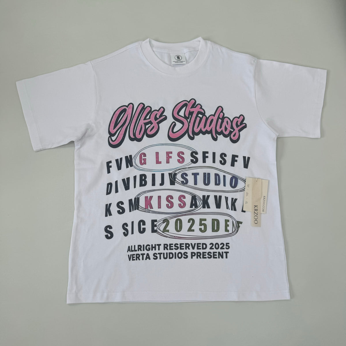 Painted letters short-sleeved shirt