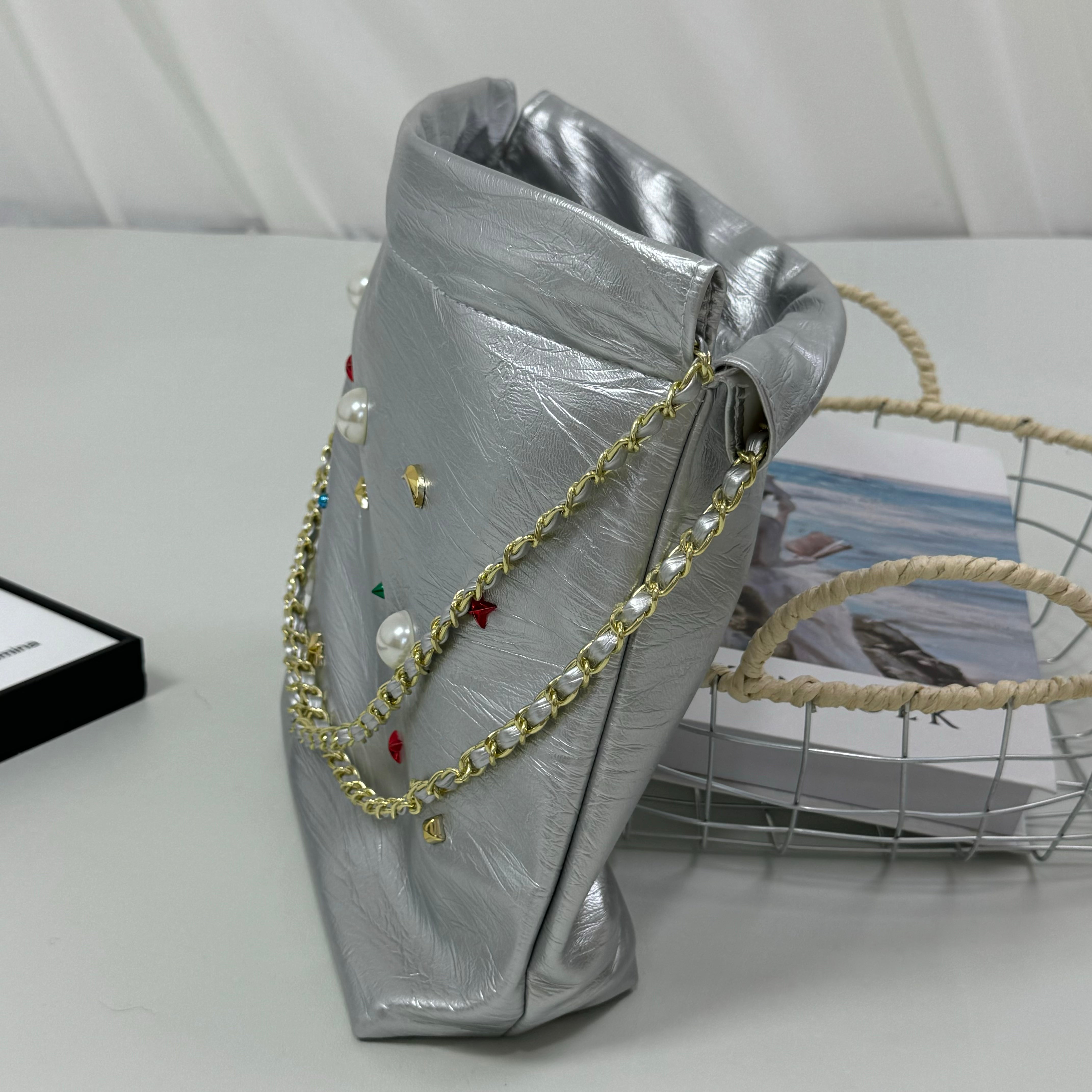 Pearl Chain Shoulder Bag