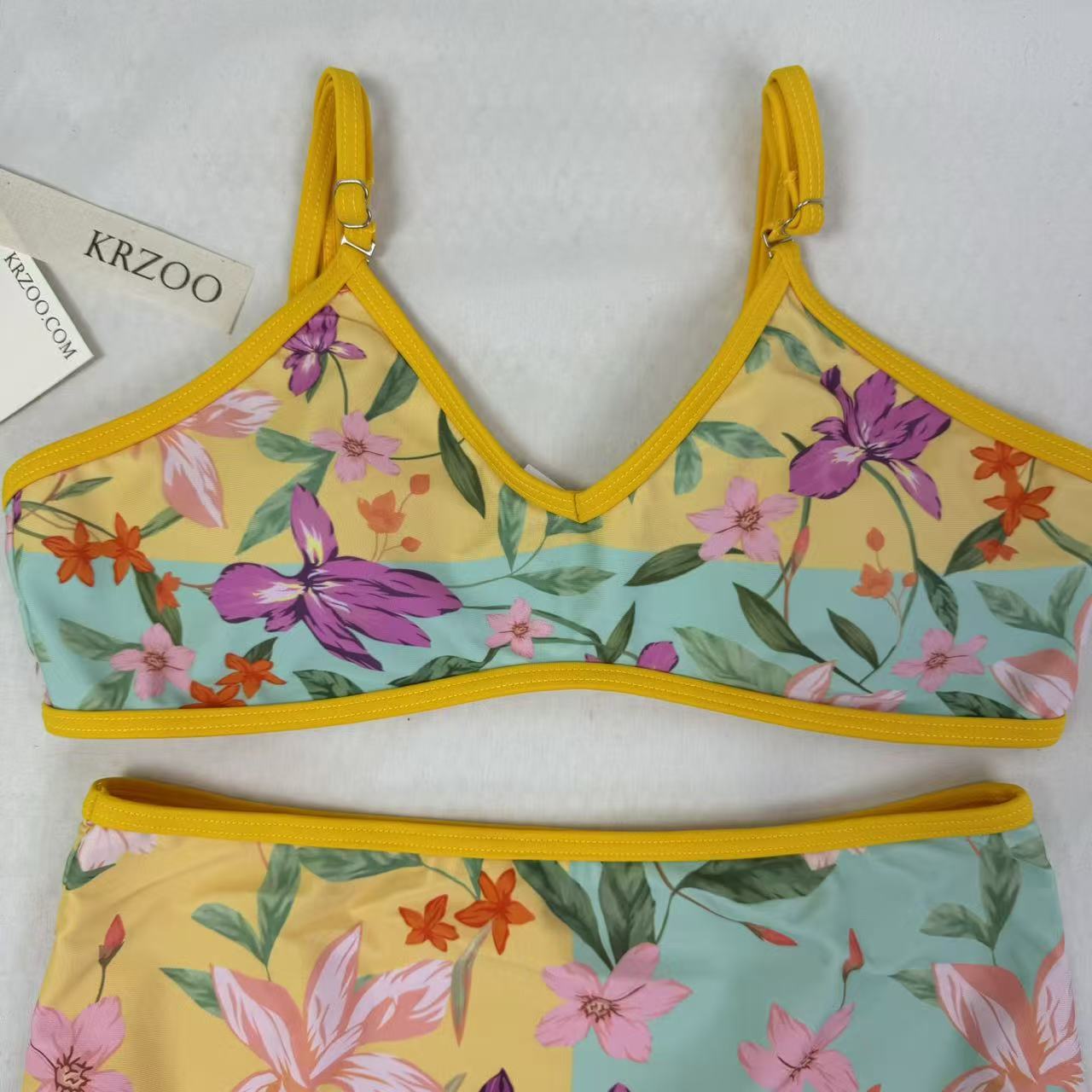 High-waist two-piece swimsuit set