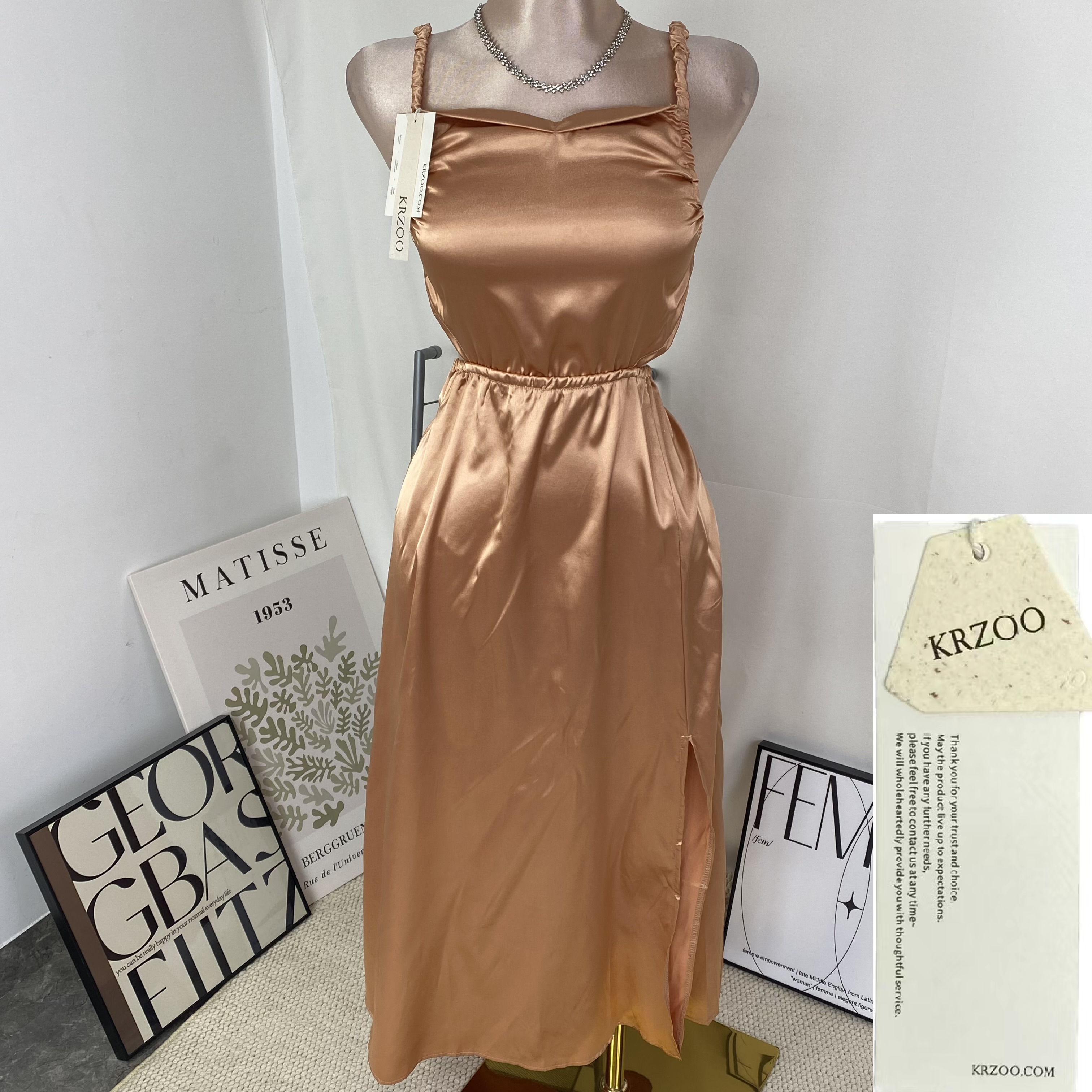 Lace-covered strapless dress with pleats