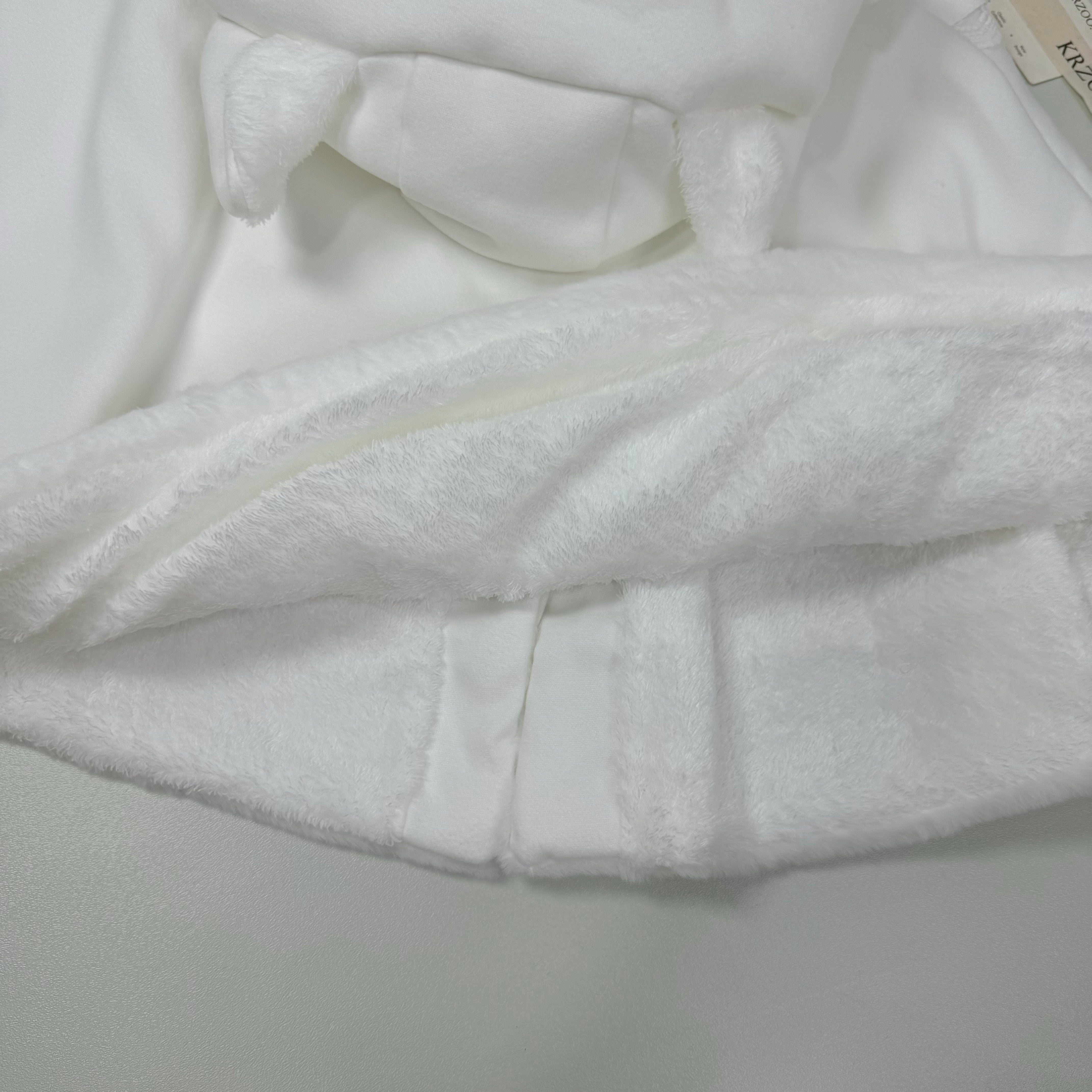 Cashmere cape or shawl-style coat