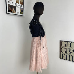 Elegant Lace-Trimmed Floral Mini Skirt