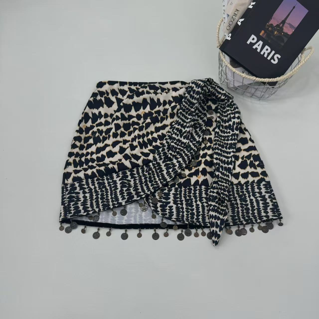 Beaded sequin double-breasted skirt