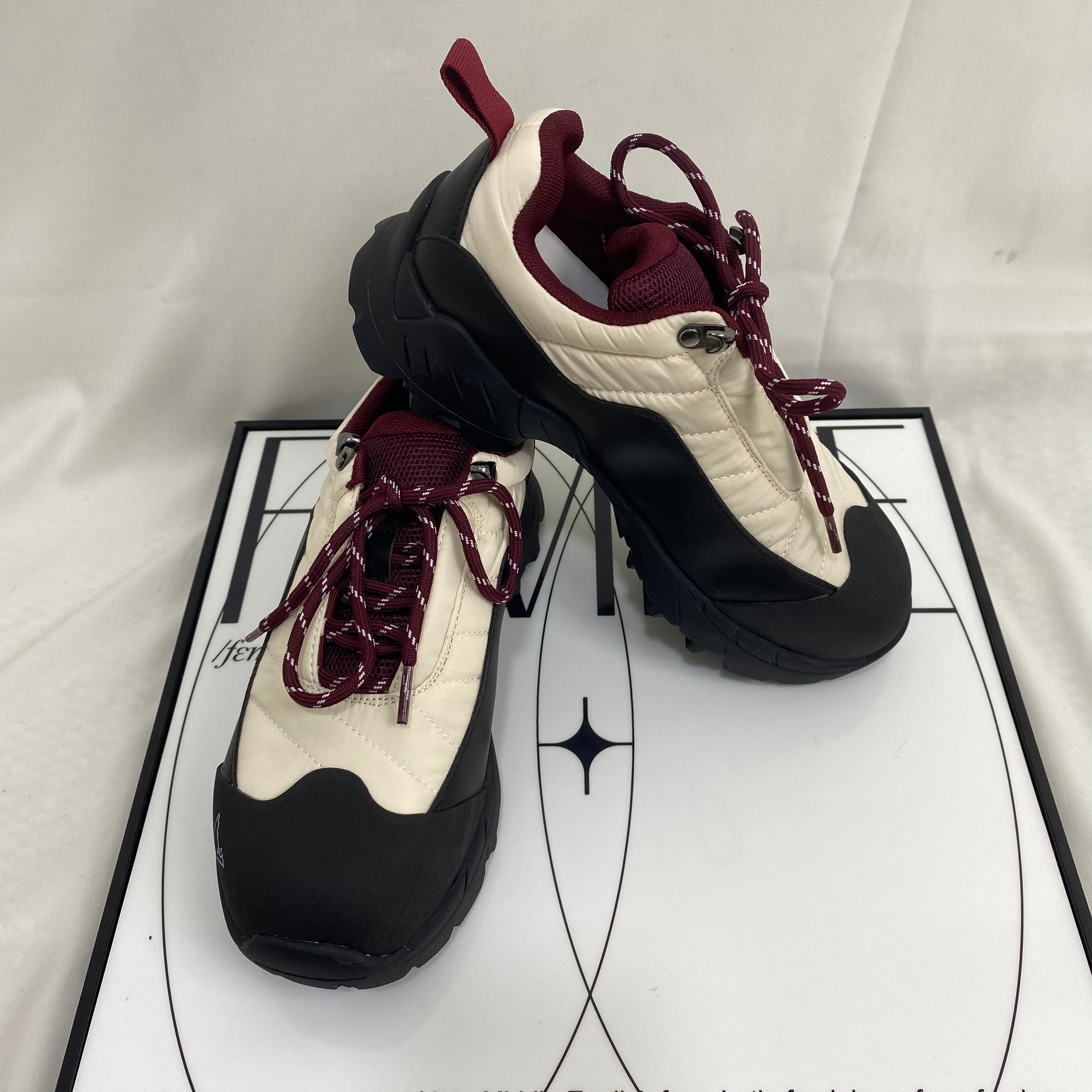 Hiking And Casual Sports Shoes